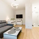 Ac1 * أولشتين