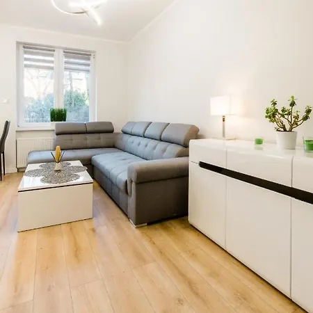 Ac1 شقة أولشتين